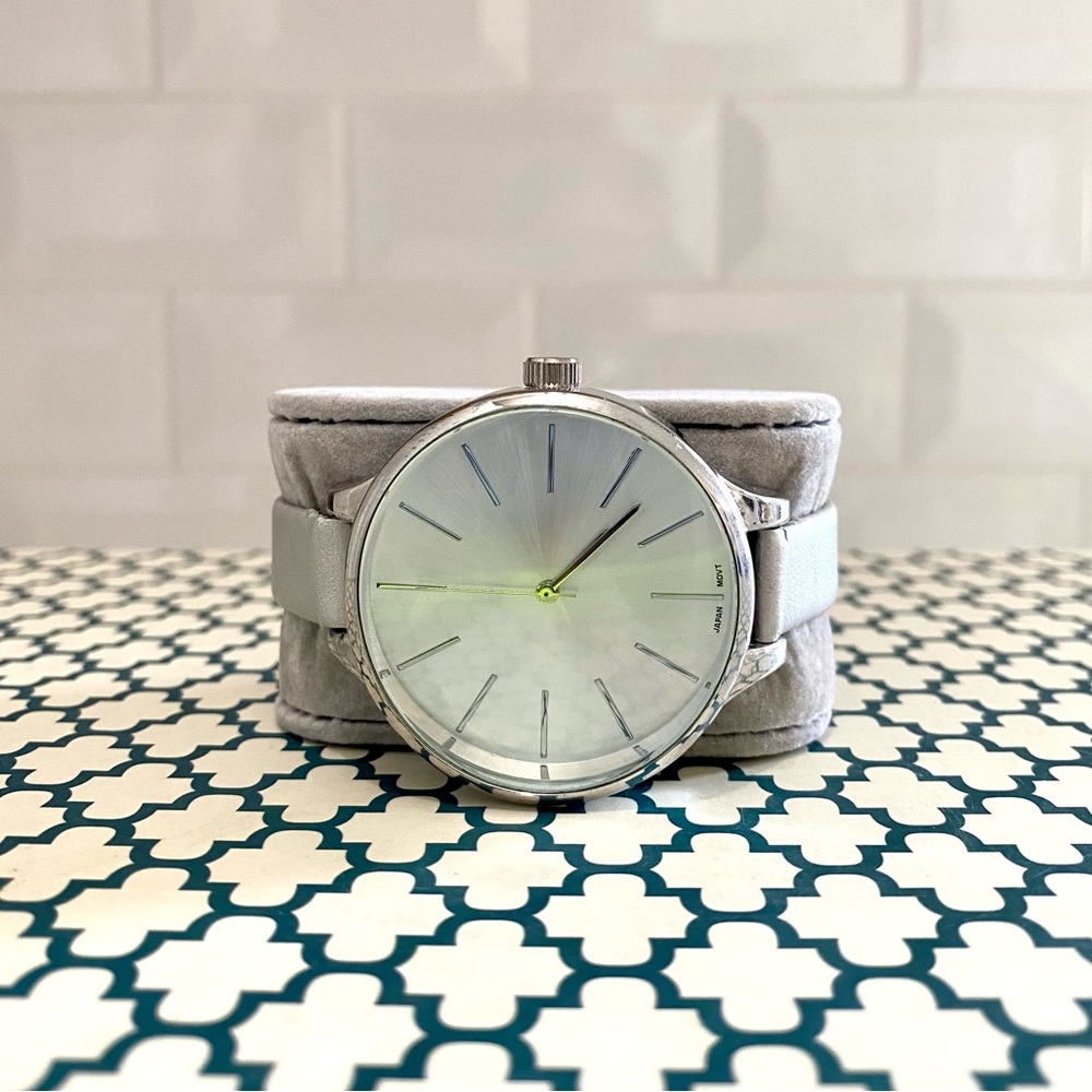 BUCKLE WATCH